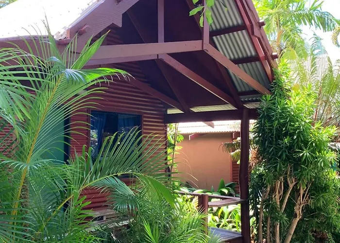 Airlie Beach Magnums - Adults Only